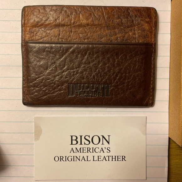 Duluth Trading Co. Billslingers Card Case - Genuine Bison Leather Wallet - Picture 2 of 3